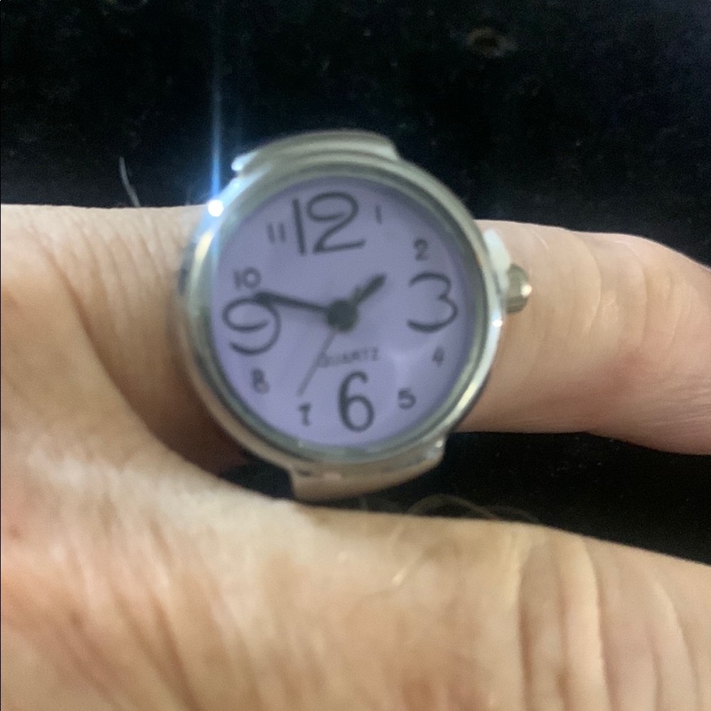 Silver Quartz Wearable Watch